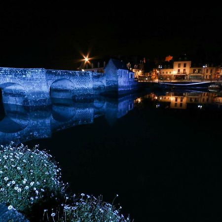 T2 Port de Saint-Goustan Auray Exterior foto