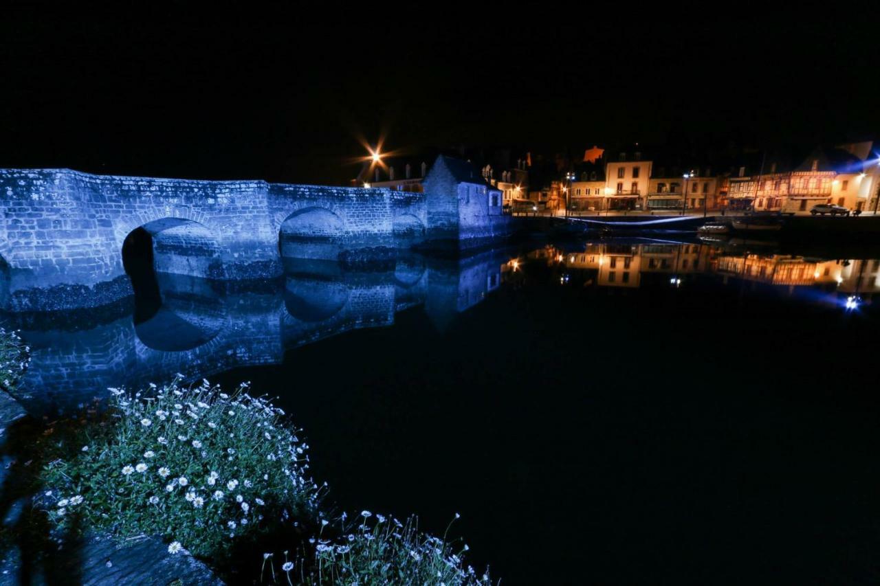 T2 Port de Saint-Goustan Auray Exterior foto